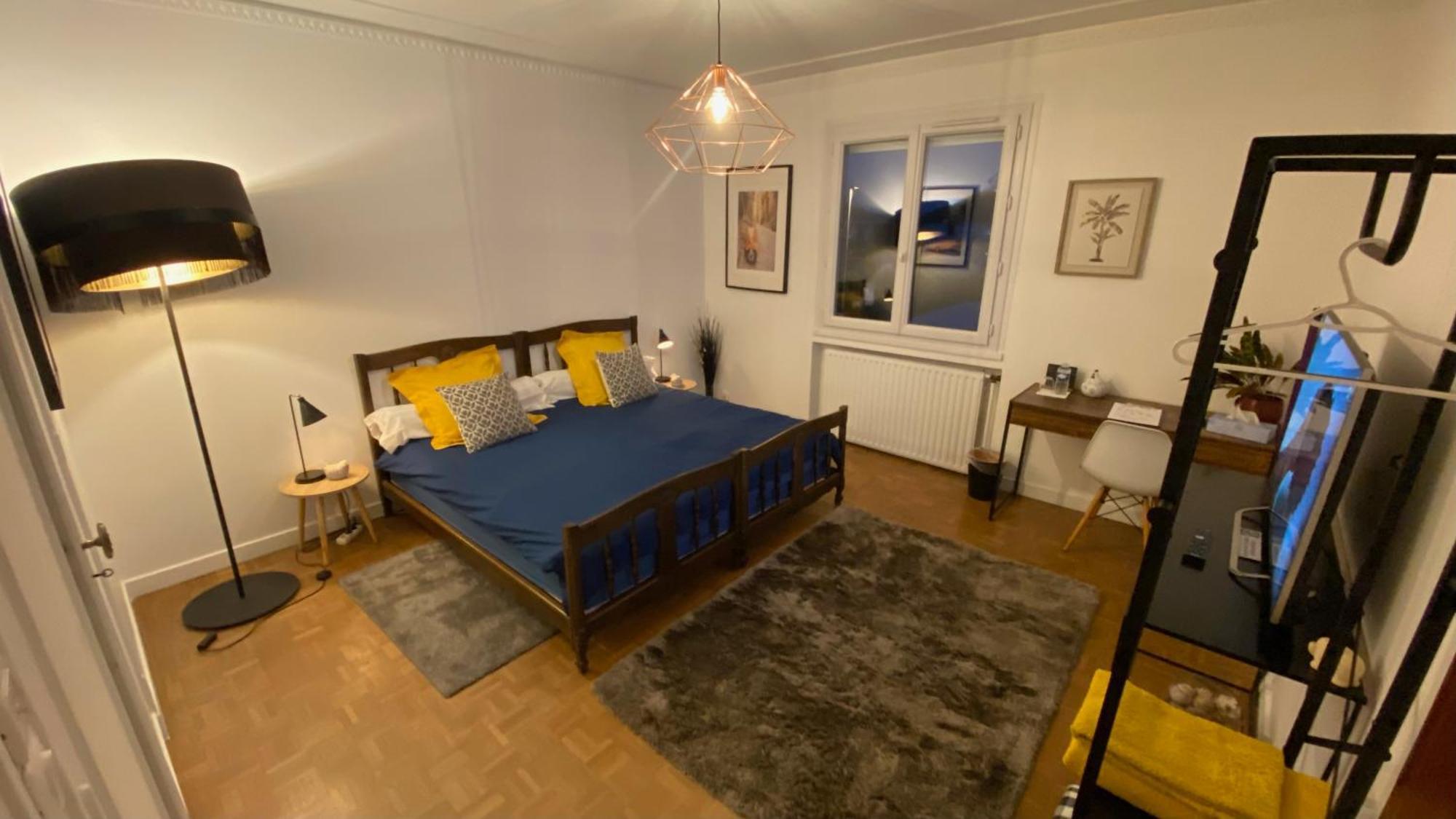 Bed and Breakfast Casa Lovo Saint-Laurent-de-Mure Esterno foto